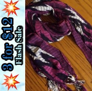 Navy, Fushia & White Fringed End Scarf
